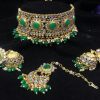 Choker set with tikka in green